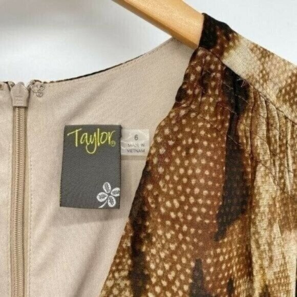 Taylor Chiffon Snake Reptile 3/4 Sheer Sleeve V-Neck Hi/lo Midi 6 Dress NWT - Picture 5 of 11